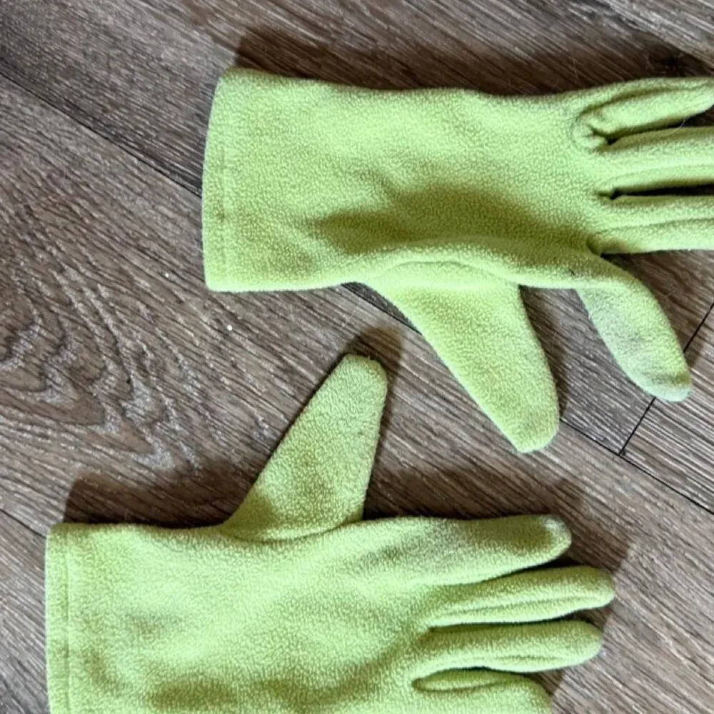 Unbranded Women's Green and Yellow Gloves